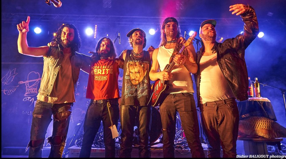 Le groupe Rock déjanté de Brioude "Solide" en concert à Blesle