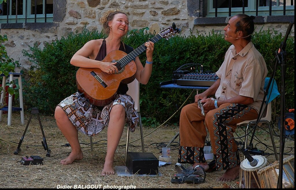 F et F concert-sieste au festival des Apéros Musique de Blesle