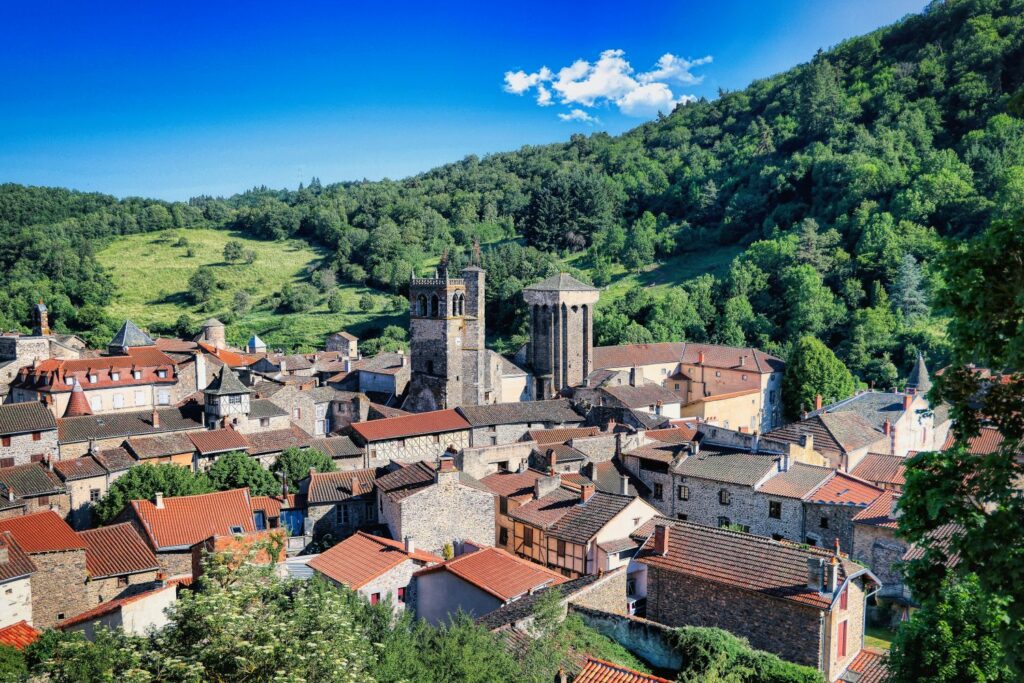 Apéros Musique : le festival dans le village médiéval de Blesle