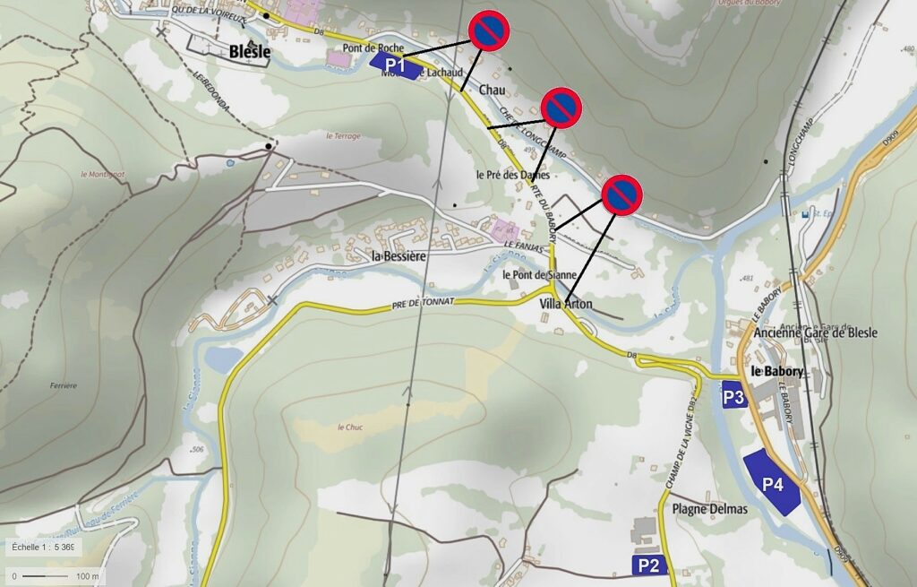 Se garer aux Apéros Musique de Blesle